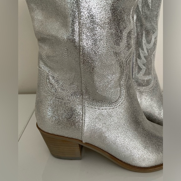 Dolce Vita Solida Leather Silver Metallic Embroidered Cowboy Western Boots Sz 7 - Picture 12 of 16